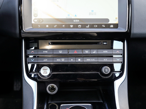 20182.0T 200PS LOVE۰ {{