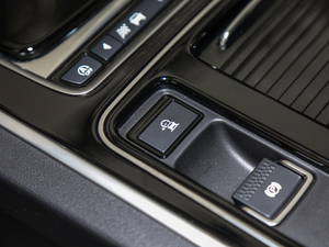 20182.0T 200PS  п؅^