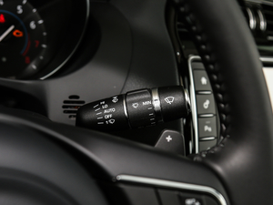 20182.0T 200PS Ӣ п؅^