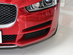 20182.0T 200PS A ǰF