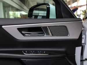 20182.0T 200PS LOVE۰ g