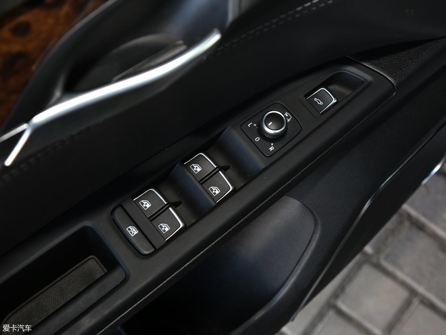 2016��h�vX7 2.0T �Ԅ����R��