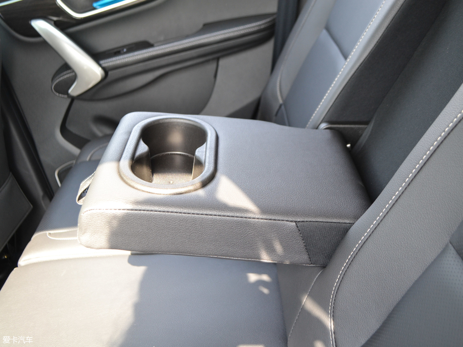 2018��˹��X7 1.5T �քӺ��A�� 5��