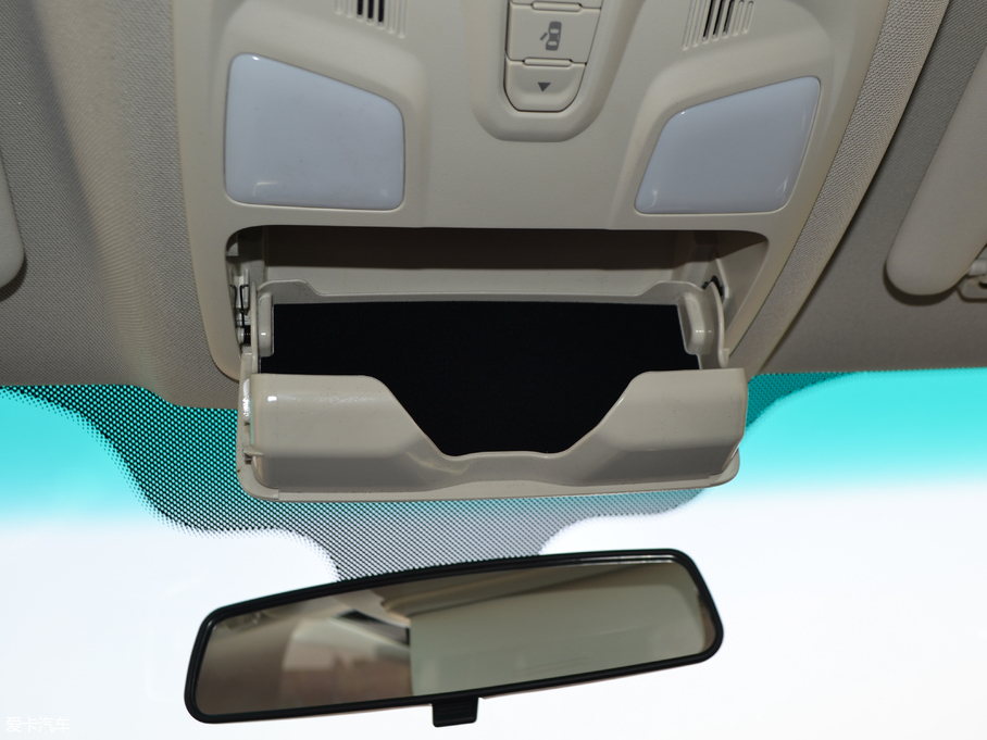 2018��˹��X7 1.5T �քӺ��A�� 5��