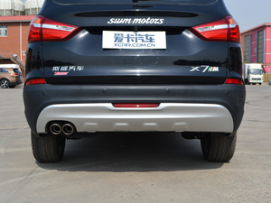 2018款1.5T 手动豪华型 5座 排气管