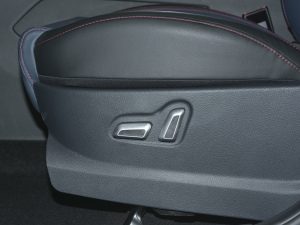 2021��PRO 1.5T �ԄӺ��A�� 6�� ���{������{��