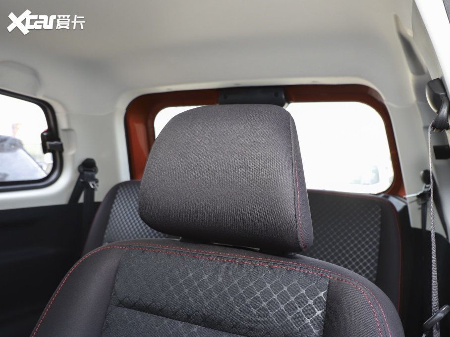 2022��SWM˹���� 1.5L �քӾ�Ӣ�� 7��