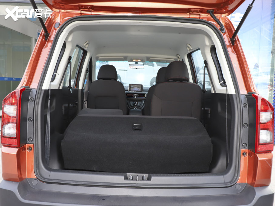 2022��SWM˹���� 1.5L �քӾ�Ӣ�� 7��