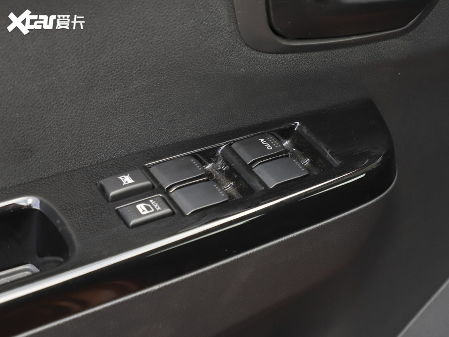 2022SWM˹ 1.5L ք(dng)Ӣ 7