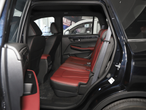 2022款PRO 1.5T DCT豪华型 7座 后排空间