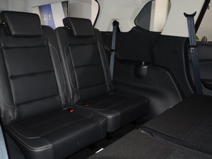 2016款1.5T 手动豪华型 空间座椅