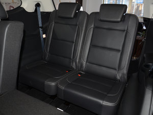 2016款1.5T 手动豪华型 空间座椅