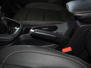 2016款1.5T 手动豪华型 驻车制动器