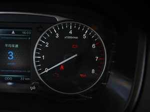 2016款1.5T 手动豪华型 中控区