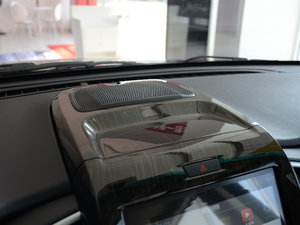 2016款1.5T 手动豪华型 中控区