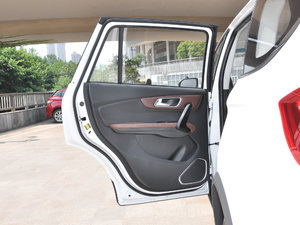 2017款1.5T 自动智享型 左后车门