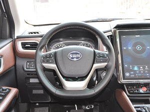 2017款1.5T 自动智享型 方向盘