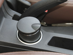2017款1.3T 手动豪华型 空间座椅