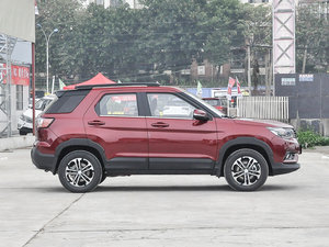2017款1.3T 手动豪华型 整体外观