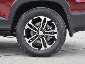 2017款1.3T 手动豪华型 轮圈