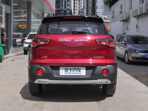 2017款1.3T CVT豪华型 正后	
