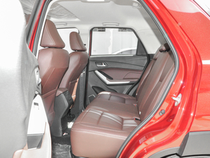 2017款1.3T CVT豪华型 后排空间