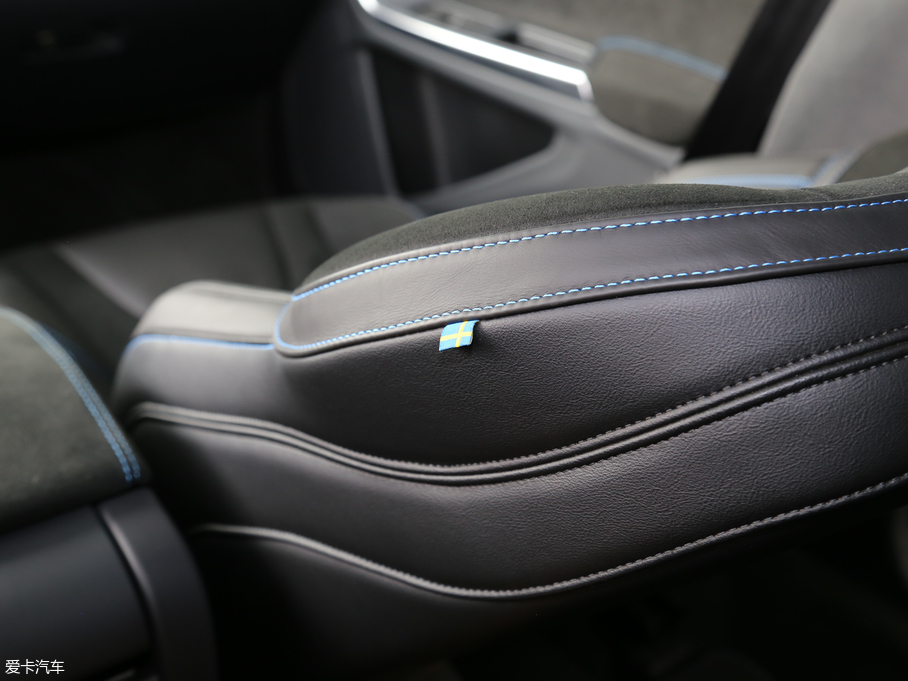 2018��V60 Polestar 2.0T Polestar