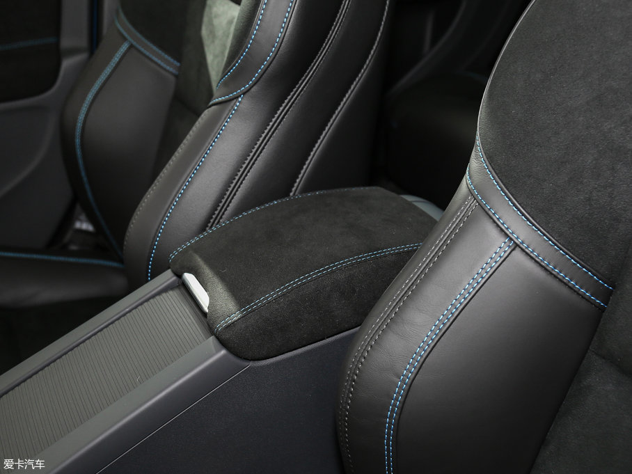 2017V60 Polestar 2.0T Polestar