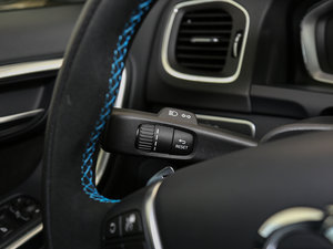 2017款2.0T Polestar 中控区