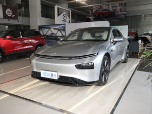 2020款562N性能版 左前45度