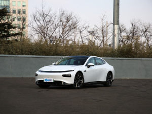 2020款670E 整体外观