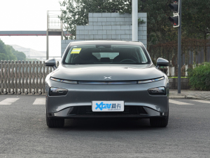 2021款670G 正前