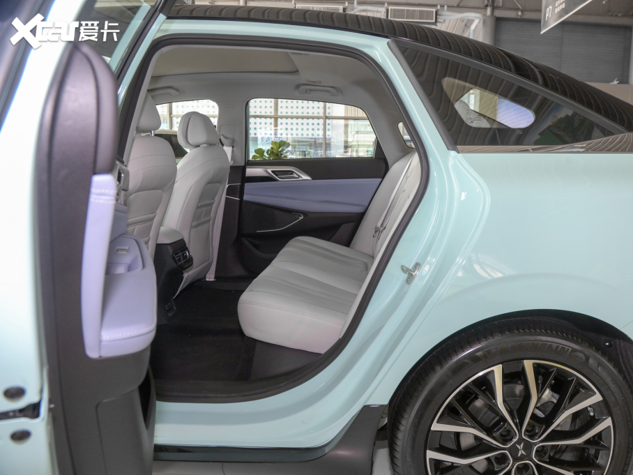 2021��С�i��܇P5 550P