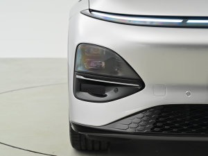 2023款700 四驱性能版 Max 细节外观