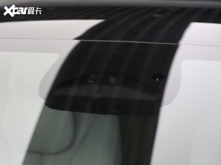 2024СiP7+ L(zhng)m(x) Max