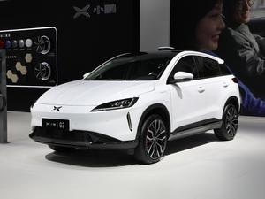 2019款智享版 左前45度