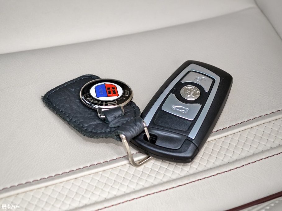 2017ALPINA B4 3.0T Ԅ