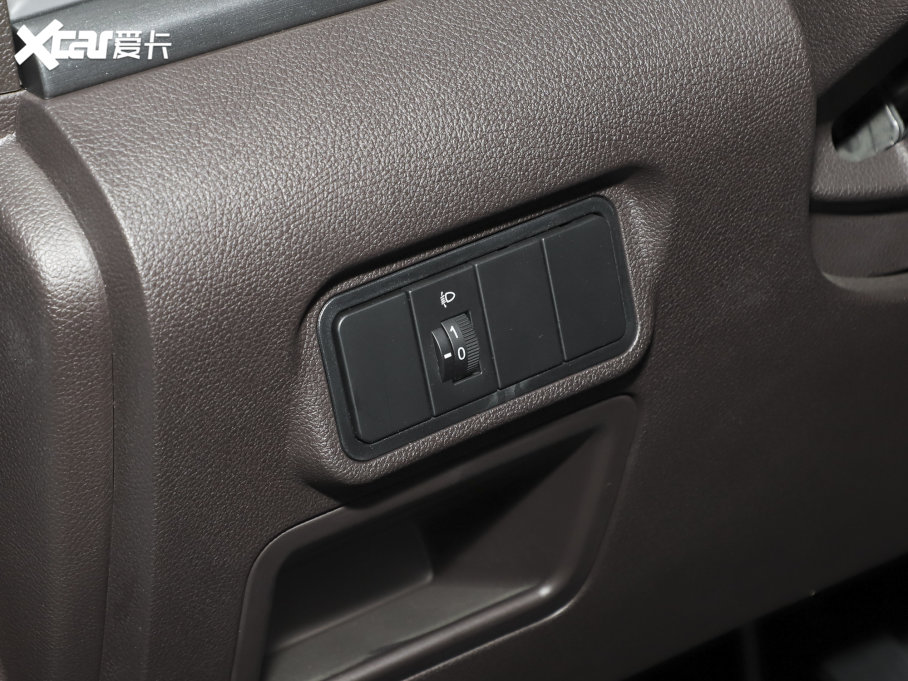 2023M7 1.6L LS(chung) 7