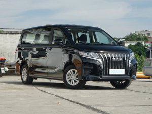 2023款1.6L 长轴创享型 7座 右前45度
