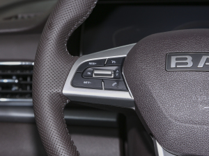 20232.0L ԄLS 7 п؅^