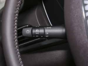 20232.0L ԄLS 7 п؅^