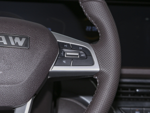 20232.0L ԄLS 7 п؅^