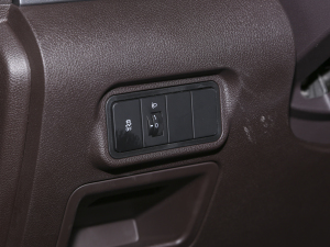 20232.0L ԄLS 7 п؅^