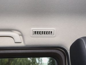 20232.0L ԄLS 7 п؅^