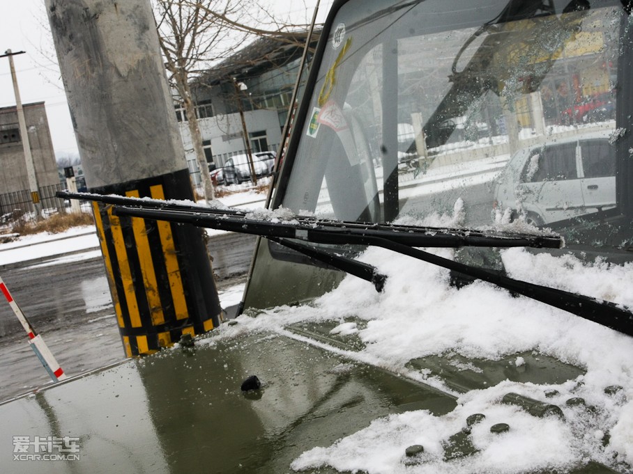 2010����� 2.0L �Ƕ�ʿ