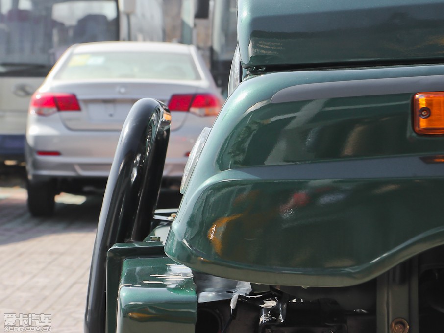 2010���(zh��n)�� 2.0L Ӳ픰�