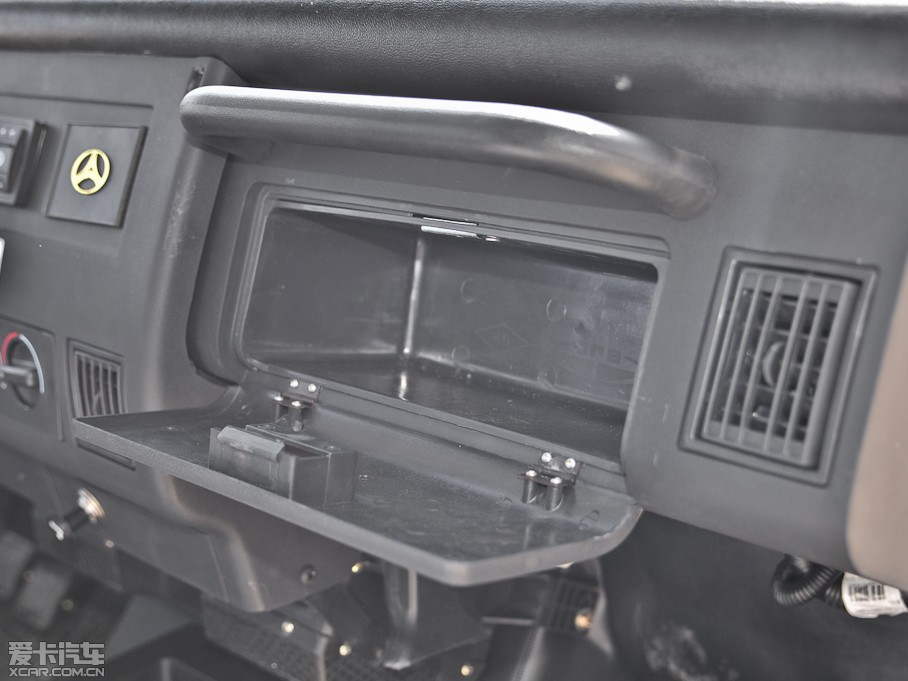 2010���(zh��n)�� 2.0L ���T���L��