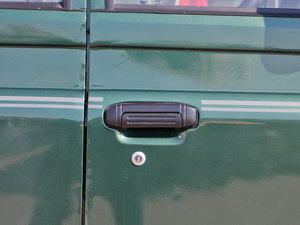 2010��2.0L Ӳ픰� �������^