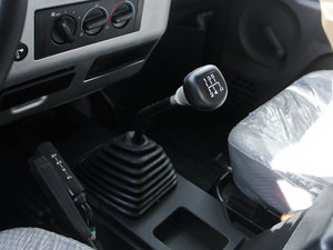2010款2.0L 硬顶版 换挡杆