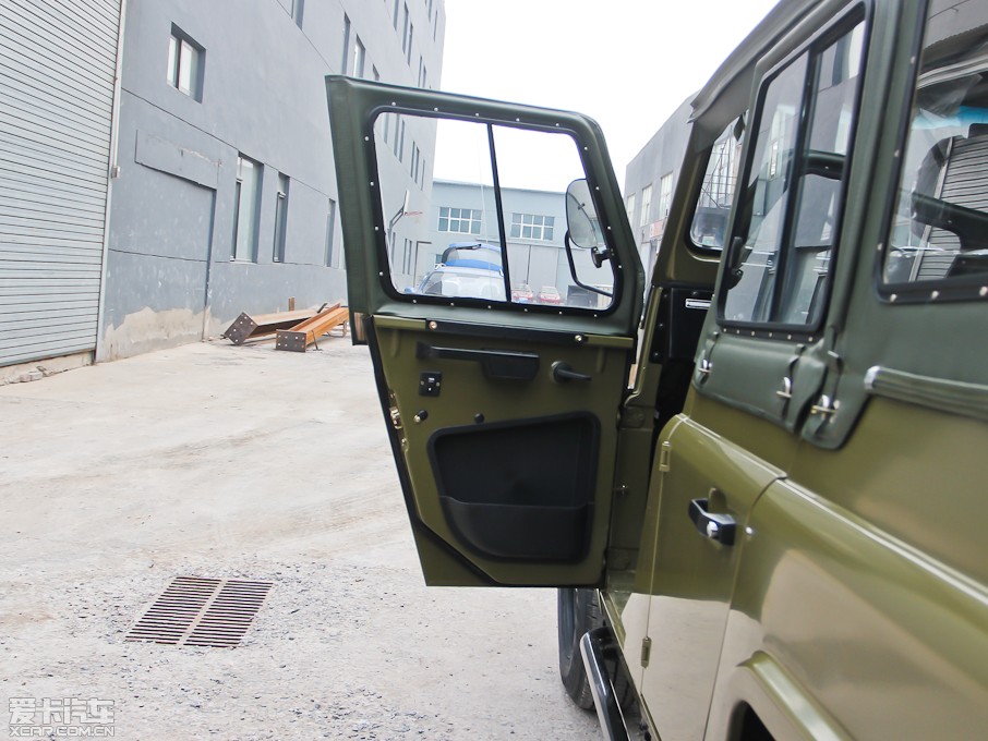 2012212 T01 2.0L (q)m